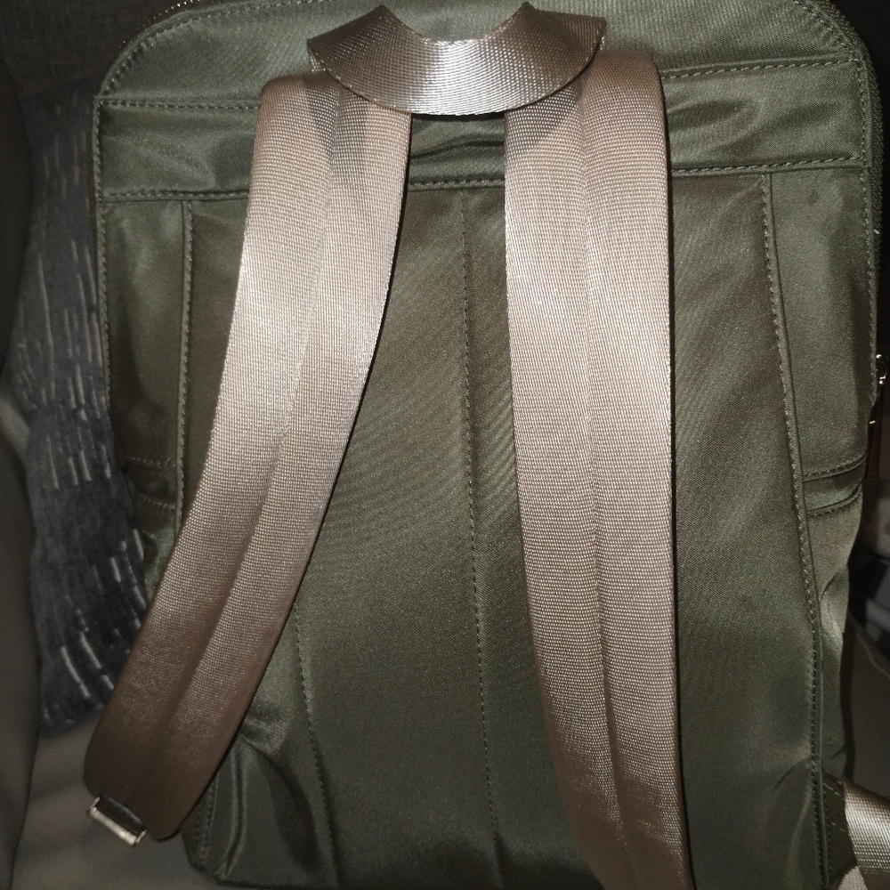 Am selling the Michelle kores backpack